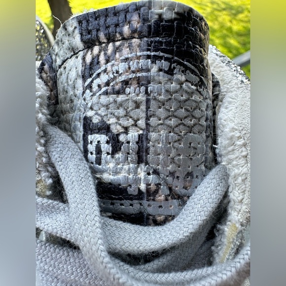 P448 Women’s 38 Picasso Silver Glitter Hi Top U CAN SURF LATER Star Snakeskin - Picture 5 of 16